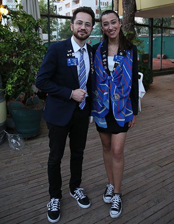 Agora’Da Bayrak Mahir Çam’Da