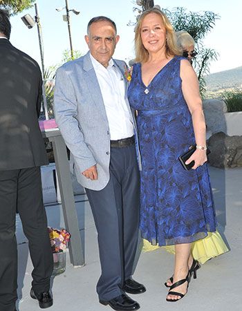 Hayal Kurmaya Cesaret Etti Ve Evlendiler