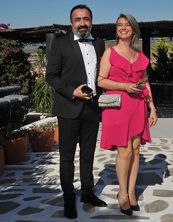 Hayal Kurmaya Cesaret Etti Ve Evlendiler