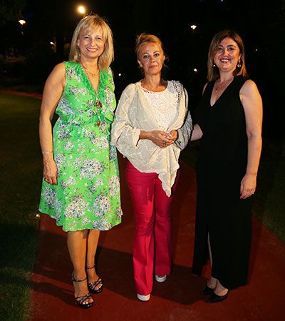 İzikad, 13 Yaşında