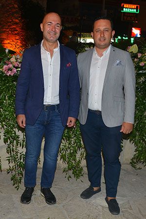 Altın Güvercin Sahnesinde Doğdum