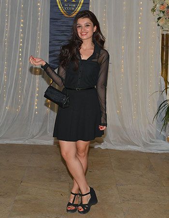 Sahne Tozu’Ndan Çifte Açılış