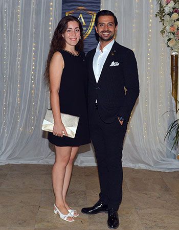 Sahne Tozu’Ndan Çifte Açılış