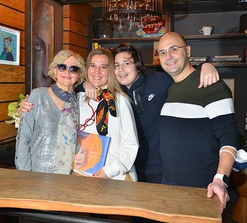 Siz Hiç Kendinizle Buluştunuz Mu? Okurlarıyla Buluştu