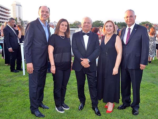 Doğu’Dan Batı’Ya Sevgi Yolu