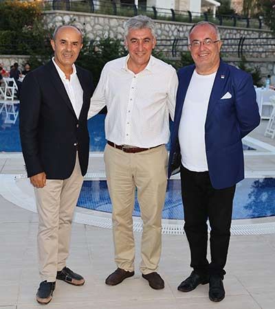 4 Mevsim’De Yaza Veda Partisi