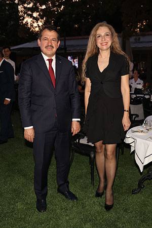 Fransa Ulusal Bayramı Arkas Mattheys Köşkü’Nde