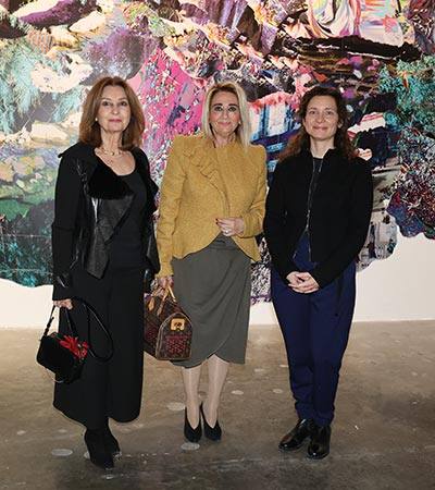 İzmir Akdeniz Bienali Açıldı