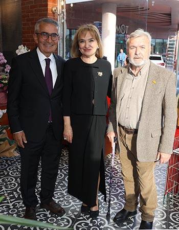 Sel Eczanesi 15 Yaşında