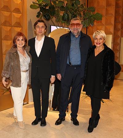 Pınar Aylin Sevgililere Söyledi