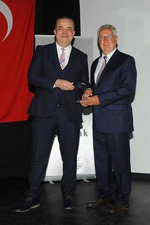 “İzmir’E Ve Alsancak’A Emek Verenler” Ödüllendirildi