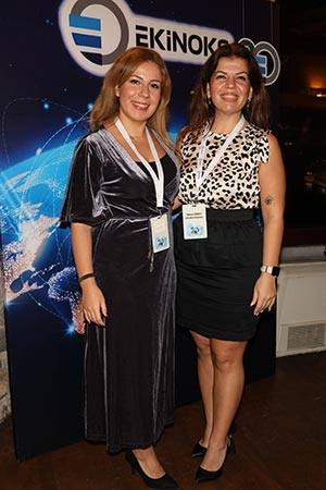 20 Yıllık Başarıya Asansör’De Kutlama