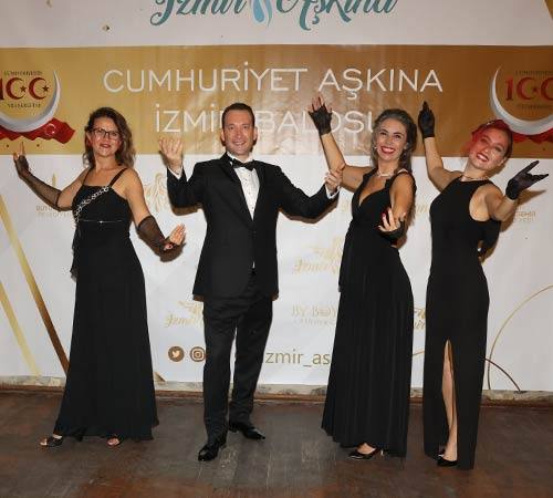 Cumhuriyet Aşkına İzmir Balosu