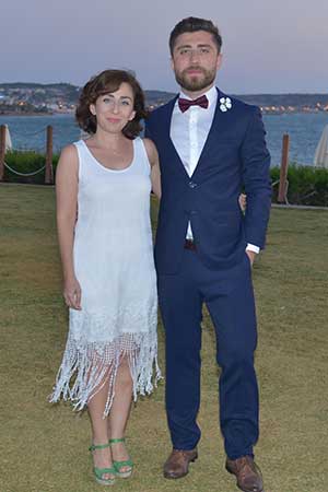 Aşk Ve İş Ortaklığı Aynı Çatı Altında