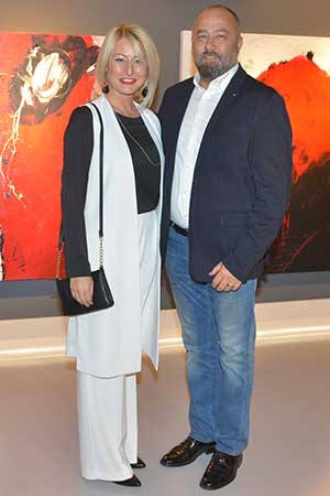 Kan Kırmızı Folkart Gallery'De