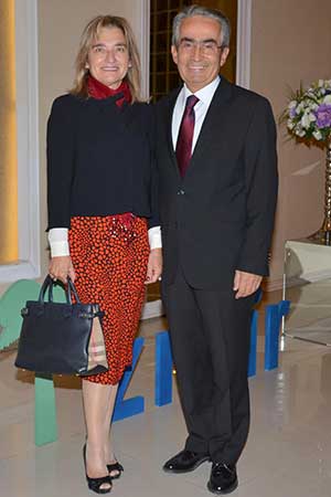 15 Yaş Ve Bizimizmir Magazin'E Görkemli Kutlama