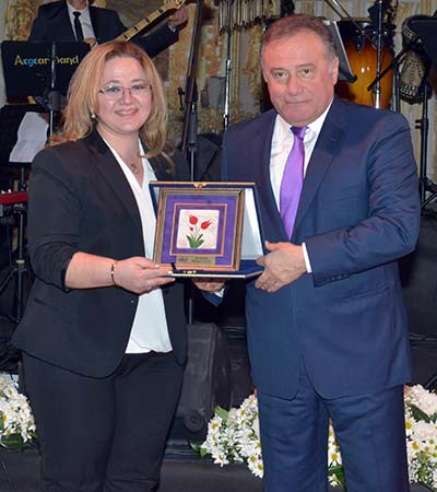 Buek'Dan Dev Öğretmenler Balosu