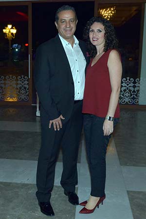 Önce Kongre, Sonra Eğlence