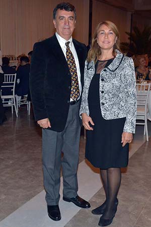 Önce Kongre, Sonra Eğlence