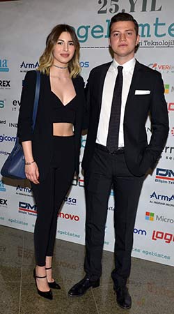 25’Nci Yıla Görkemli Kutlama