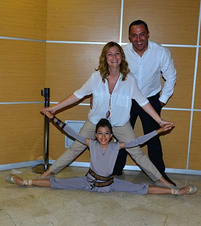 2 Günde 500 Dansçı Sahnede