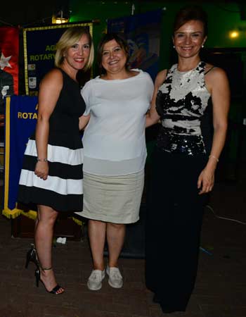 Agora’Da Bayrak Değişimi