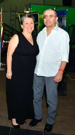 Agora’Da Bayrak Değişimi