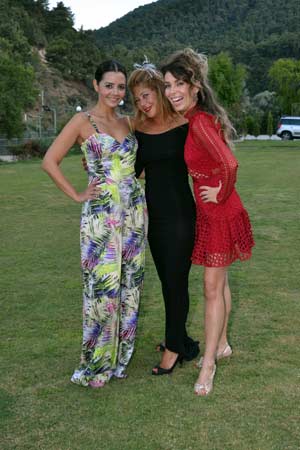 Ünlü Oyuncu İzmir'De Evlendi