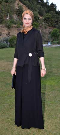 Ünlü Oyuncu İzmir'De Evlendi