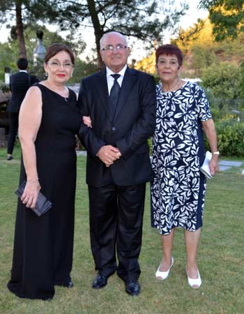 Ünlü Oyuncu İzmir'De Evlendi