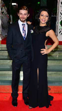 Sahnede Nikah, Maydanoz’Da Düğün