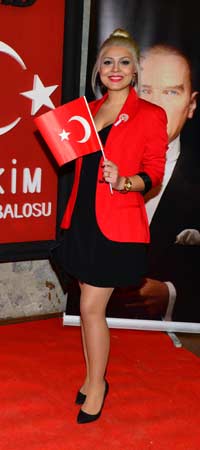 İzsiad’Dan Görkemli Cumhuriyet Balosu