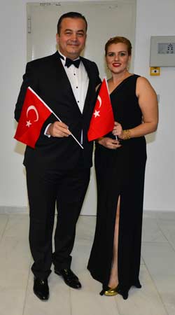 Yeni Binada Çifte Kutlama