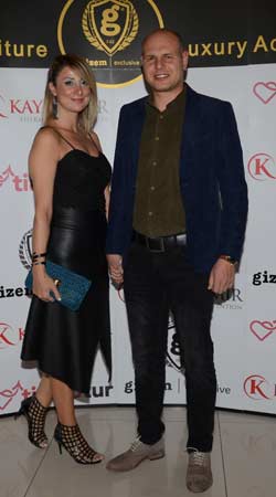 Ebru Gündeş Büyüledi