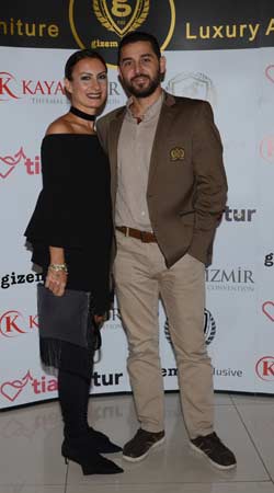 Ebru Gündeş Büyüledi