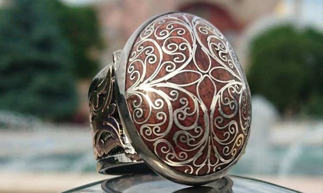 Sedefe Hayat Veriyor