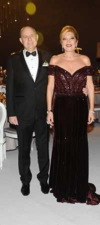 Akça Holding’E İngilizce Öğretmeni Gelin