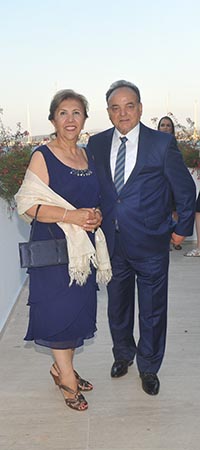 Özel İzmir Amerikan Koleji’Nde Mezuniyet Sevinci