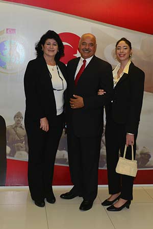 Vali’Den Cumhuriyet Resepsiyonu