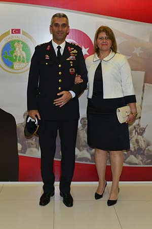 Vali’Den Cumhuriyet Resepsiyonu