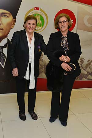 Vali’Den Cumhuriyet Resepsiyonu