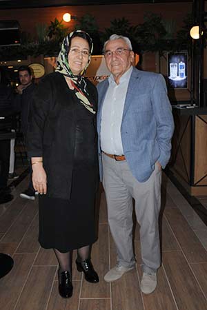 Cmon People 1 Yaşında