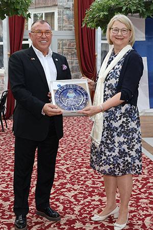 Büyükelçiye Görkemli Resepsiyon