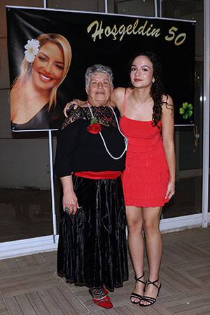 9X8’Lik Seviyorsan Çingene Ol Gel