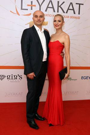 Liyakat 15 Yaşında