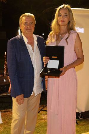 Eçev'Den Tılsımlı Bir Gece