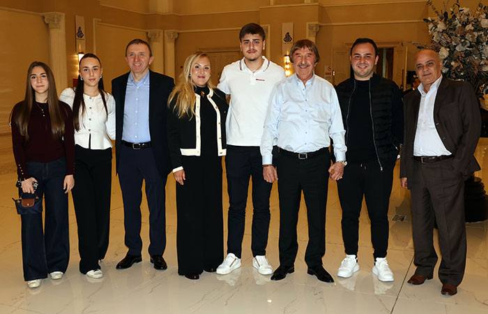 Atek'Den 1000 Kişilik İftar