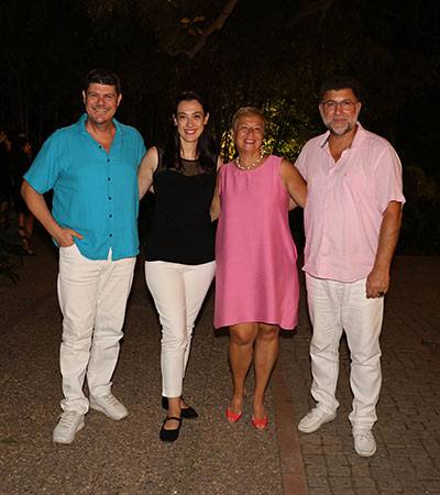 Ece İle Ata’Nın Aşk Masalı Bir Ömür