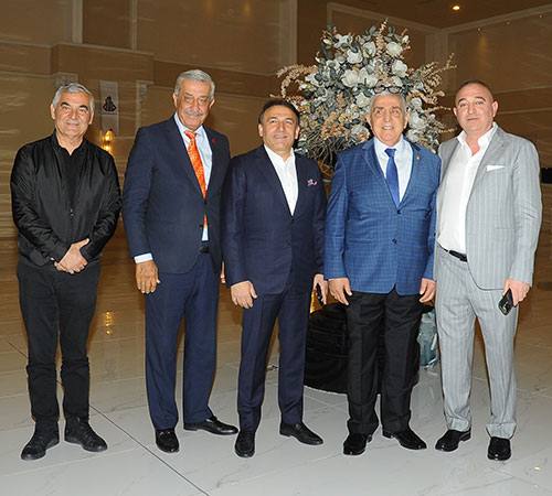 Atek'Den 1000 Kişilik İftar