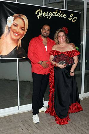 9X8’Lik Seviyorsan Çingene Ol Gel